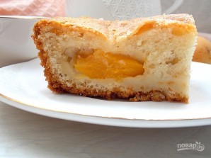 Быстрый пирог с абрикосами - фото шаг 10