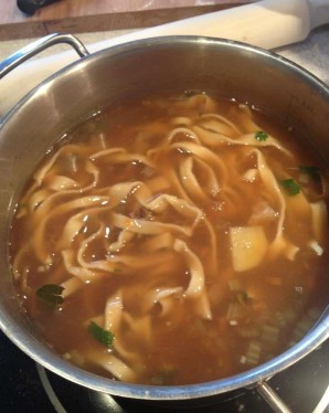 Грибной суп с лапшой - фото шаг 5