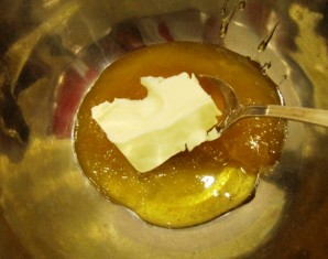 Медовый пирог с миндалем - фото шаг 1