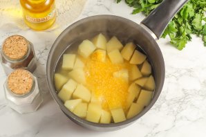 Кукурузный суп с фрикадельками - фото шаг 5