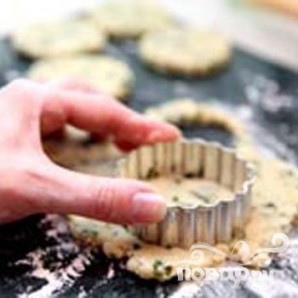 Сырное печенье с базиликом - фото шаг 4