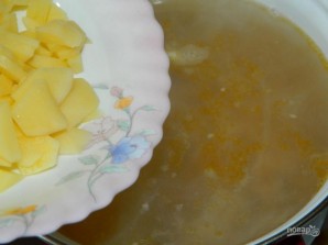 Суп с плавленным сыром и вермишелью - фото шаг 3