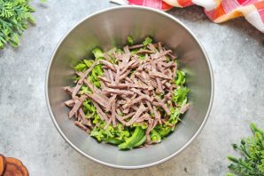 Салат мясной ассорти - фото шаг 8