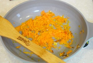 Салат "Оранжевый" - фото шаг 7