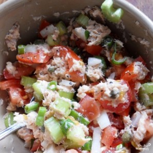 Салат из консервированной горбуши - фото шаг 5