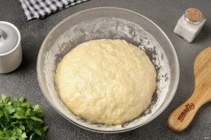 Дрожжевое тесто на подсолнечном масле для печёных пирожков - фото шаг 5