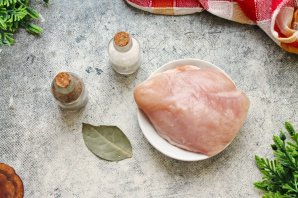 Курица на пару в мультиварке - фото шаг 1