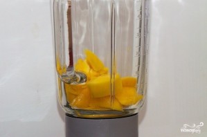 Смузи из манго и абрикоса - фото шаг 2