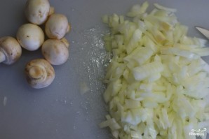 Говядина с грибами в соусе - фото шаг 3