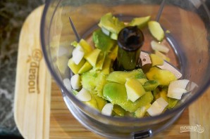 Запеченый картофель с соусом из авокадо - фото шаг 6