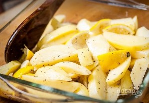 Картофель, запеченный с лимоном и чесноком - фото шаг 2