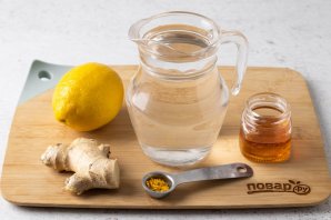 Лимонный напиток с куркумой и имбирем - фото шаг 1
