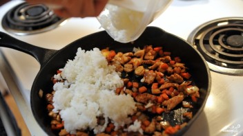 Рис с мясом и овощами - фото шаг 5