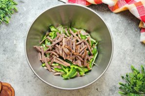 Салат мясной ассорти - фото шаг 6