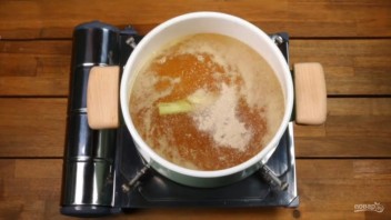 Суп с рисом и жареным яйцом - фото шаг 2