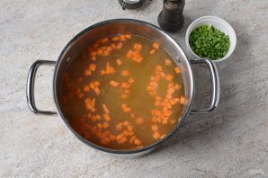 Куриный суп с крапивой - фото шаг 6
