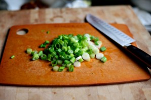 Салат с запеченным картофелем - фото шаг 7