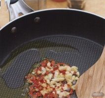 Рецепт Филе сибаса с томатным соусом