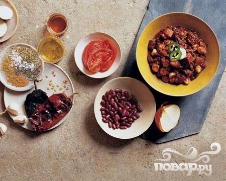 Рецепт Свинина с чили, фасолью и помидорами