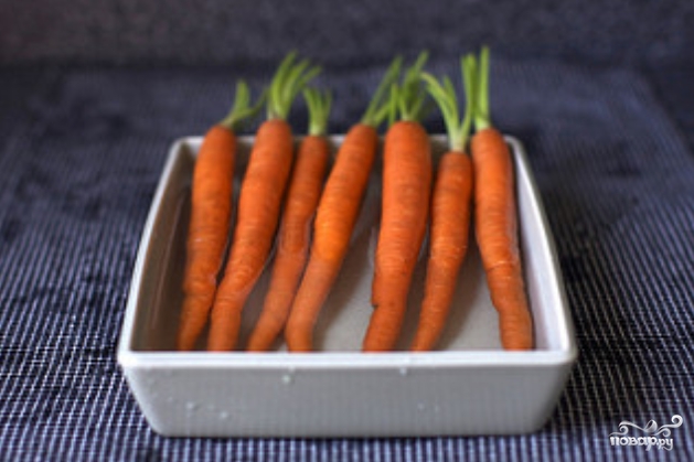 Рецепт Салат из морковки с чесноком