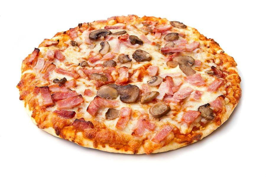 Рецепт Пицца с грибами, колбасой и сыром