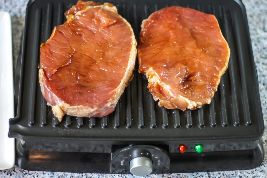 Как приготовить стейк из свинины на гриле электрическом рецепты с фото
