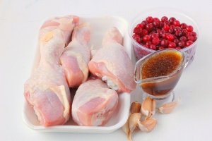 Рецепт Курица в клюквенно-медовом соусе