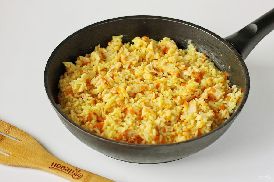 Приготовление риса с курицей. Запеченный рис. Рис с копченой курицей. Рис с копчёным окорочком. Приготовление риса.