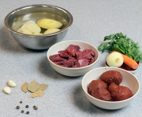 Рецепт Говядина с картошкой в казане