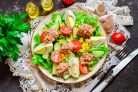 Испанский салат с тунцом
