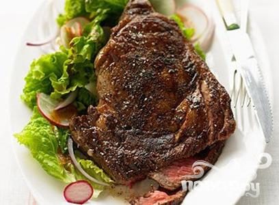 Рецепт Говяжий стейк с чили и салатом