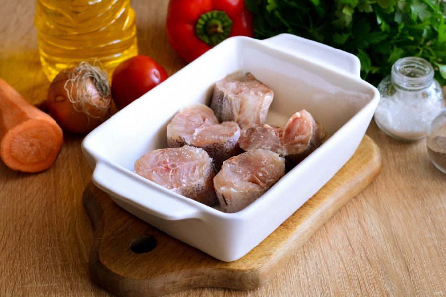 Хек с овощами в духовке - пошаговый рецепт с фото на Повар.ру