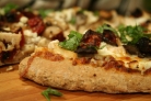 Пицца с курицей и шампиньонами