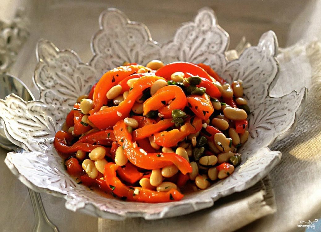 Рецепт Салат из фасоли и болгарского перца на зиму