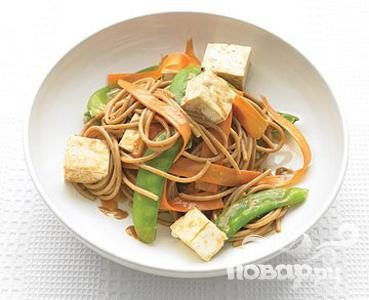 Рецепт Спагетти с овощами и арахисовым маслом
