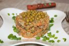 Салат из печени с горошком