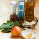 Рецепт Салат из щавеля и персиков