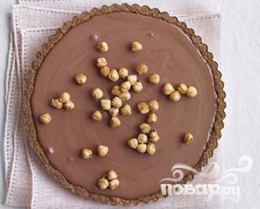 Рецепт Торт с шоколадным муссом и лесными орехами