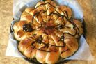 Булочки, политые шоколадом