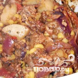 Рецепт Тушеное мясо с картофелем и колбасой лингвика