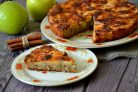 Шарлотка из рисовой муки с яблоками