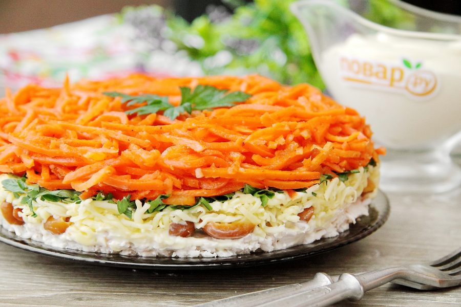 Салат "Карусель" с корейской морковью