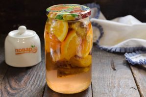 Компот из персиков и апельсинов на зиму