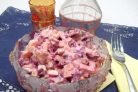 Салат со свеклой, сыром и яйцами
