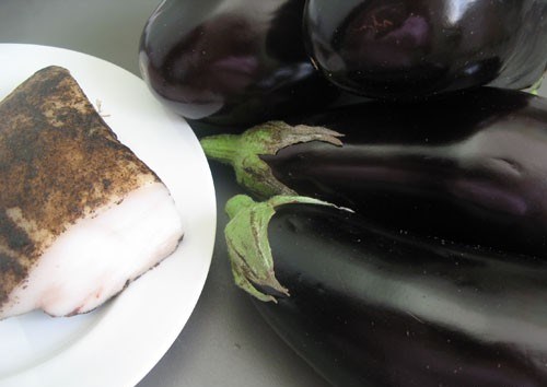 Рецепт Баклажаны с салом на мангале
