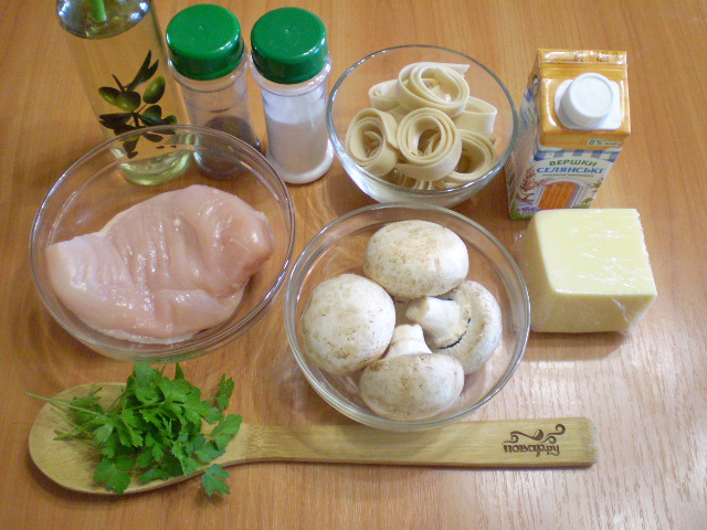 Рецепт Фетучини с курицей и грибами