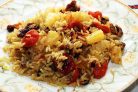 Сладкий плов с изюмом и курагой