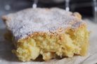 Шарлотка с яблоками простая
