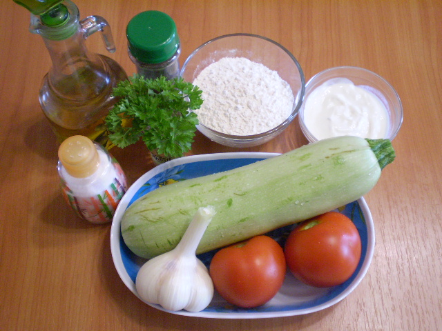 Рецепт Кабачки, жареные с чесноком и помидорами