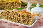 Блинный пирог с курицей и грибами